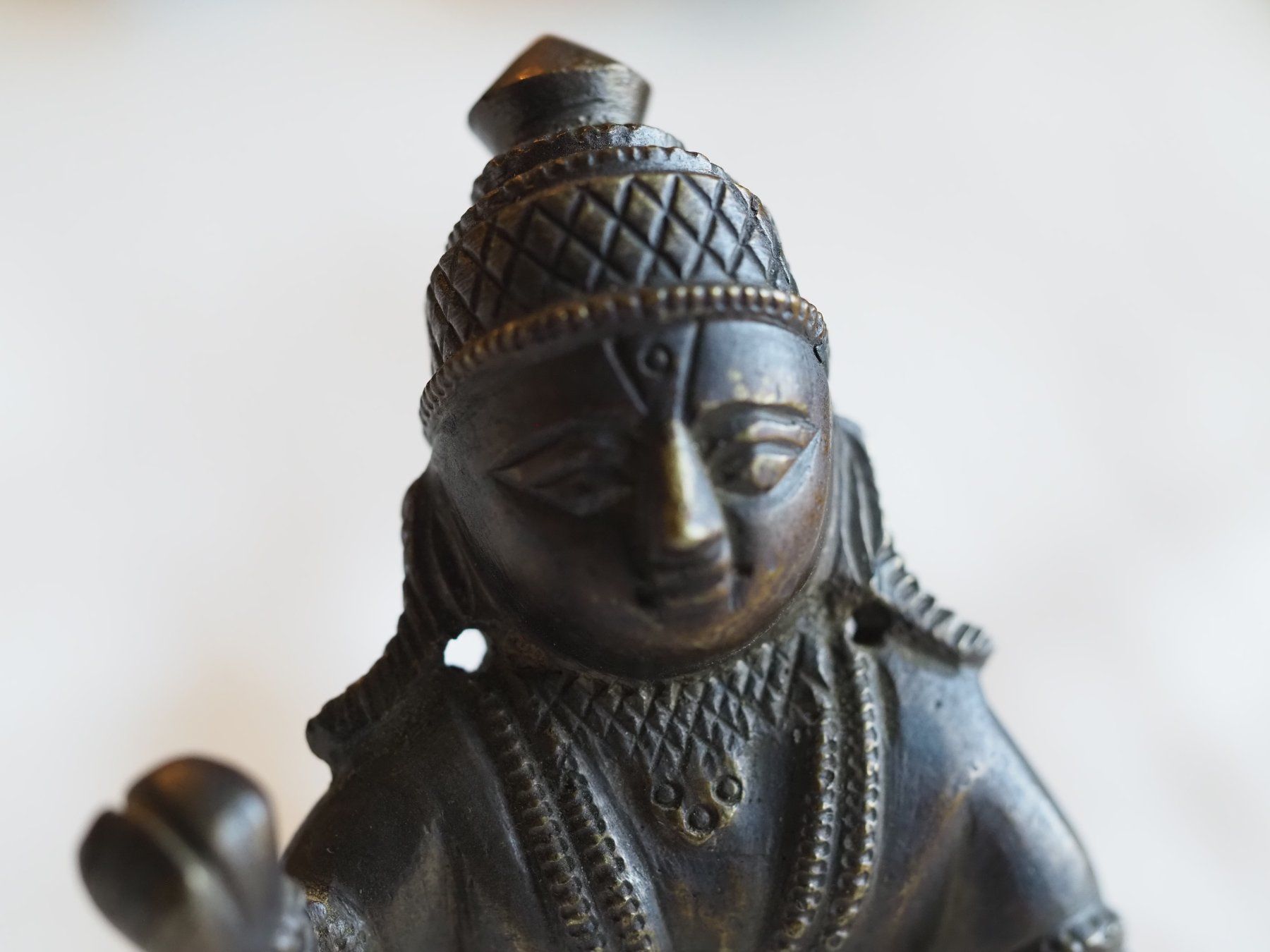 Skulpturen & Statuen: Balakrishna Figur mit Butterkugel, aus Messing – Gebraucht aus Schänis von Lobelie1 3