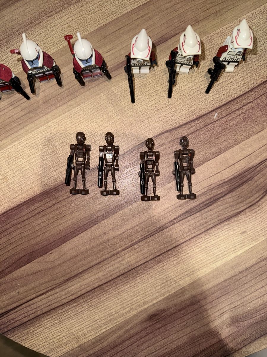 Lego Giocattoli: Lego 9488 – Usato da Huttwil venduto da flo_fg8h 1