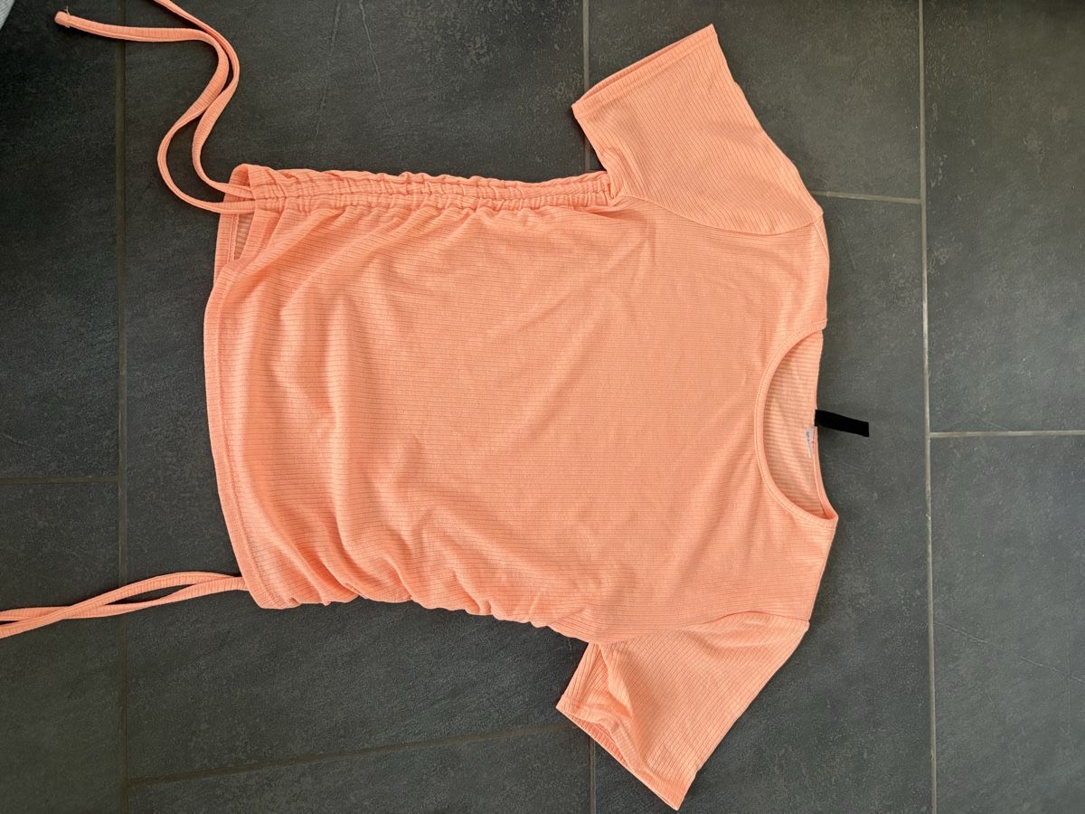 T-shirts: 5 Croptops, Grösse S – D'occasion à Schwarzenbach SG par Manmar 6