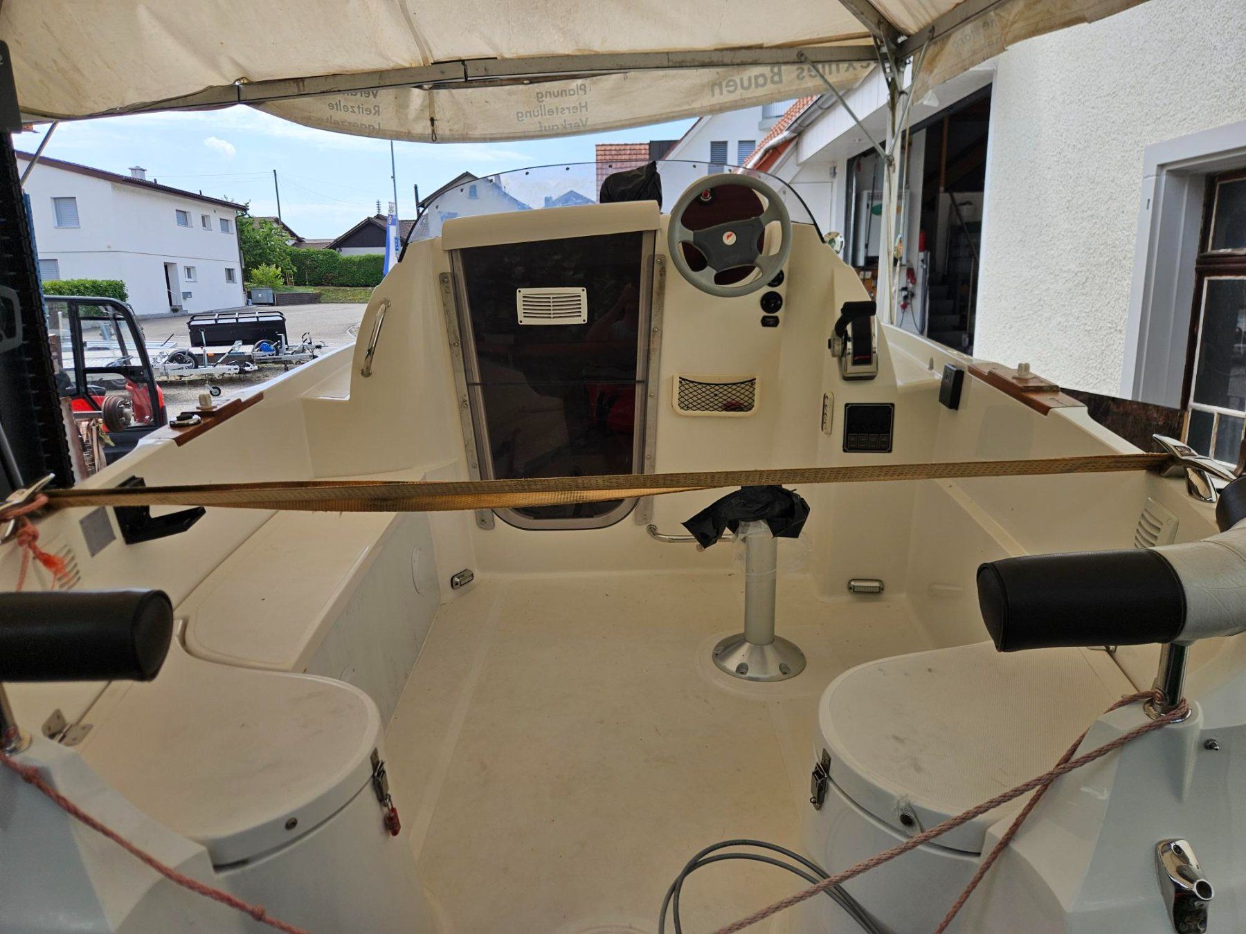Quicksilver Bateaux: Motorboot Quicksilver cabin 460 / 8 PS – D'occasion à Gunzgen par HofmannAnhaenger 5