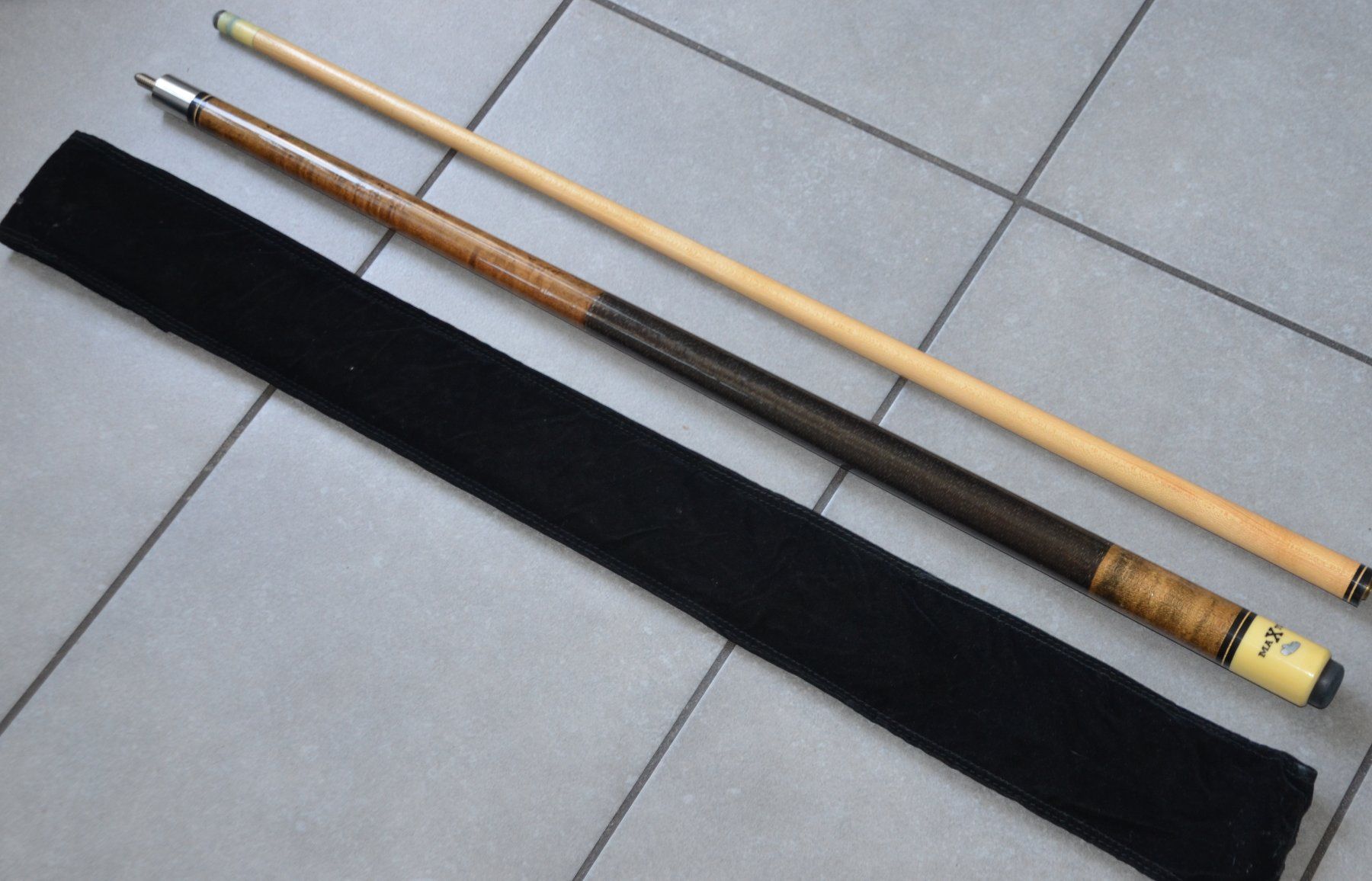 Tavoli da biliardo: MaXton Billardstock / Queue de billard Vintage – Usato da Collonges venduto da arashee 4