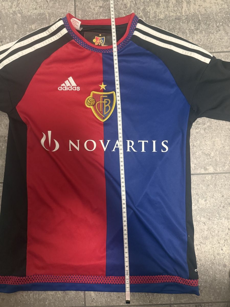 FC Bâle Survêtements: Fc Basel Trikot – D'occasion à Allschwil par lor_6cgq 1