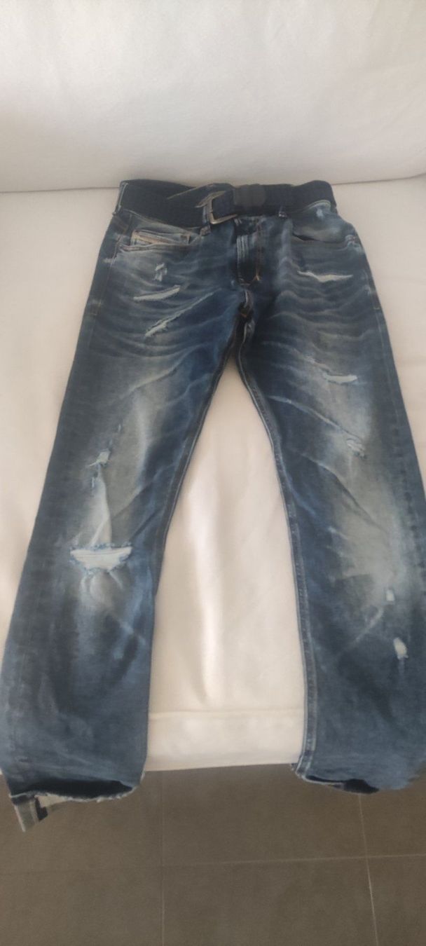 Diesel Pantaloni: Diesel Jeans – Usato da Brüttisellen venduto da St.Zach