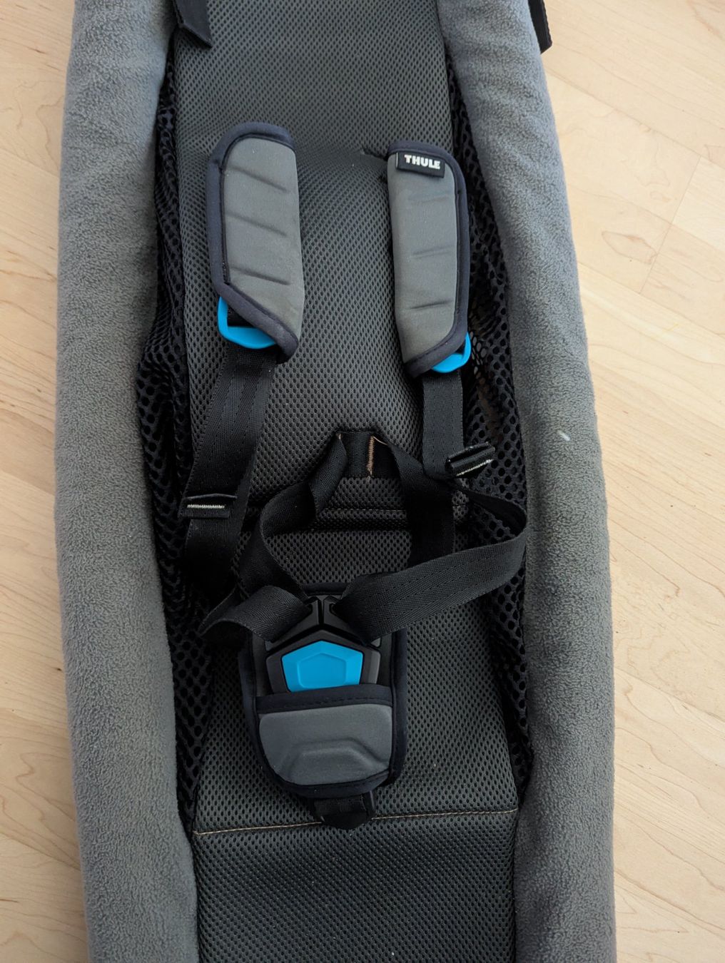 Thule Remorques: Thule Infant Sling Hängematte/Babysitz – D'occasion à Uster par petches 2