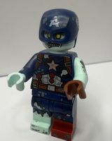 LEGO Marvel Studios "Zombie Captain America" (colmar09)