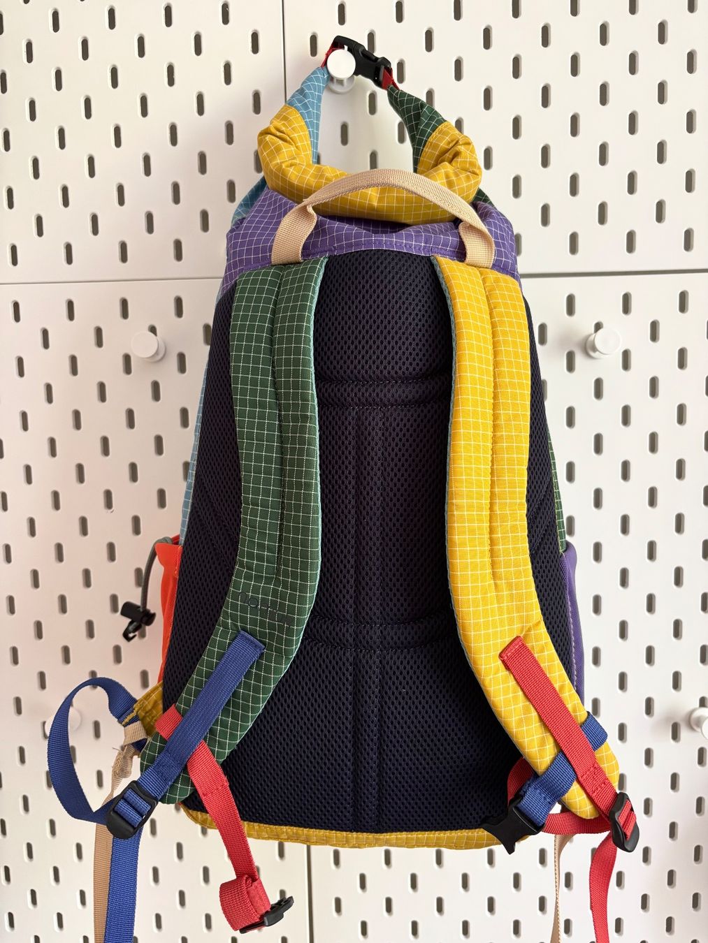 Namuk Borse & Zaini: Namuk Eon Rucksack 14L - upcycled – Usato da Zürich venduto da hol_bc6v 1