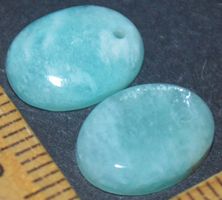 Anhänger Paar mit Loch L-3343 – Grüner Amazonit Cabochon