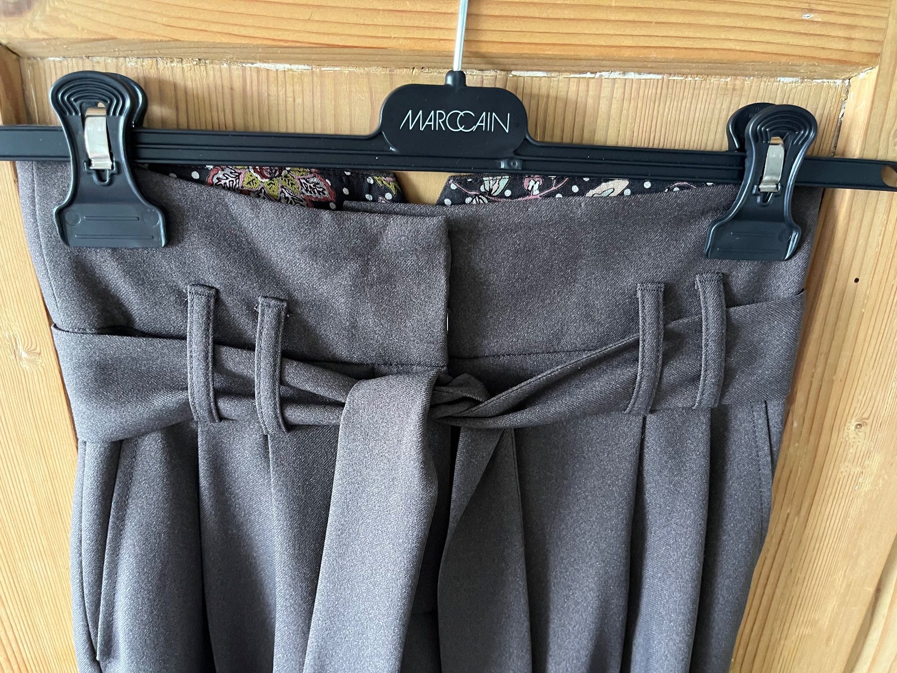 Cinque Pantaloni: Edle Hose der Marke Cinque Gr. 34 – Usato da Hergiswil NW venduto da Primia 1