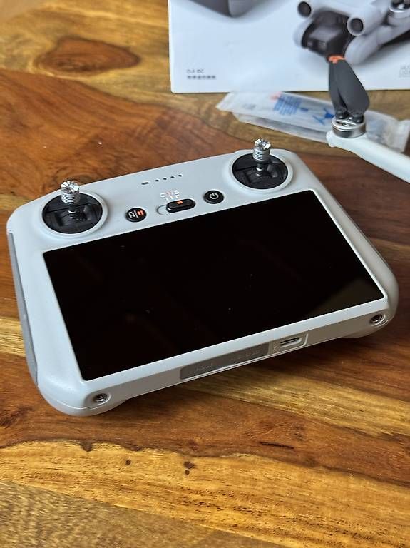 RC Modellbau: DJI Mini 3 Pro – Gebraucht aus Salmsach von Danryo 2