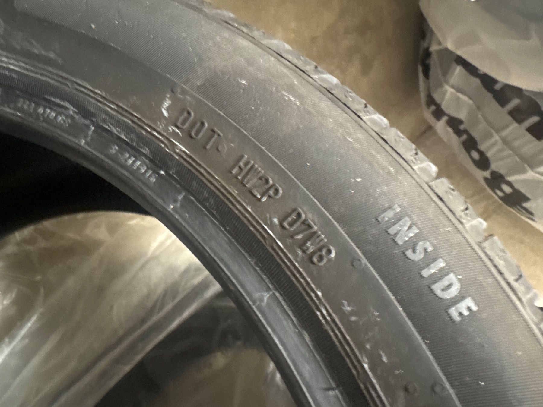 Pneumatici & Ruote complete: Sommer reifen – Usato da Zug venduto da kaa_bfk6 1