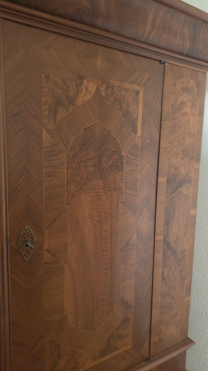 Armadi: Antiker schöner Holzschrank – Usato da Oberrohrdorf venduto da rsc_f9z7 6