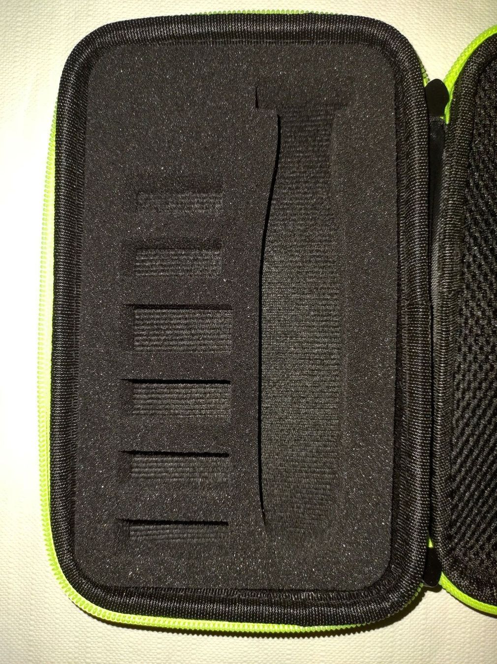 Cura del viso: PHILIPS ONEBLADE TASCHE ** NEU ** – Nuovo (secondo la descrizione) da Lupfig venduto da Womewome 1