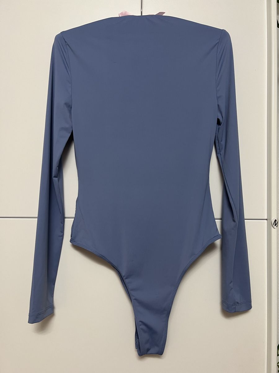 Top: Blauer Langarm Body  Gr.M iceblau – Nuovo e nell'imballaggio originale da Effretikon venduto da Briga.S. 3