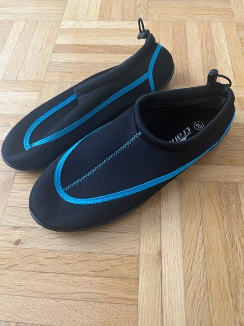 Herrenschuhe: Badschuhe Gr. 40, NEU! – Neu (gemäss Beschreibung) aus Walenstadt von ricamul