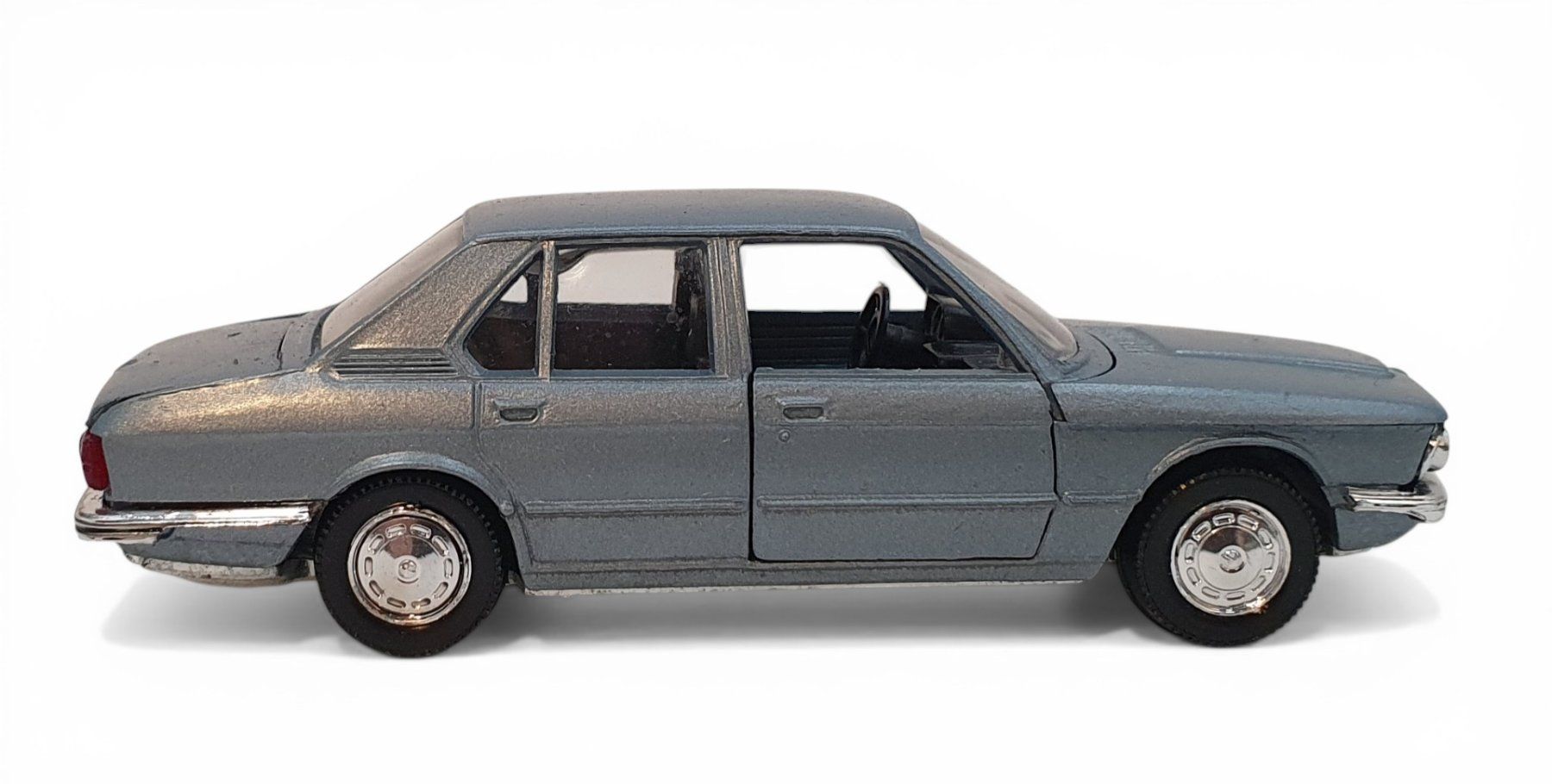 BMW Modellini d'auto: Schuco BMW 520 – Usato da Rickenbach b. Wil venduto da klassikmarkt.ch 5
