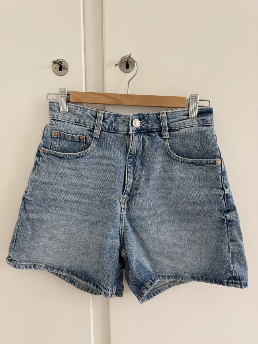 Zara Jeans: Denim Shorts – Nuovo (secondo la descrizione) da Zürich venduto da jul_5t9s
