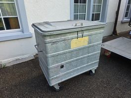 Abfallcontainer bzw. Müllcontainer Stahl verzinkt 800l