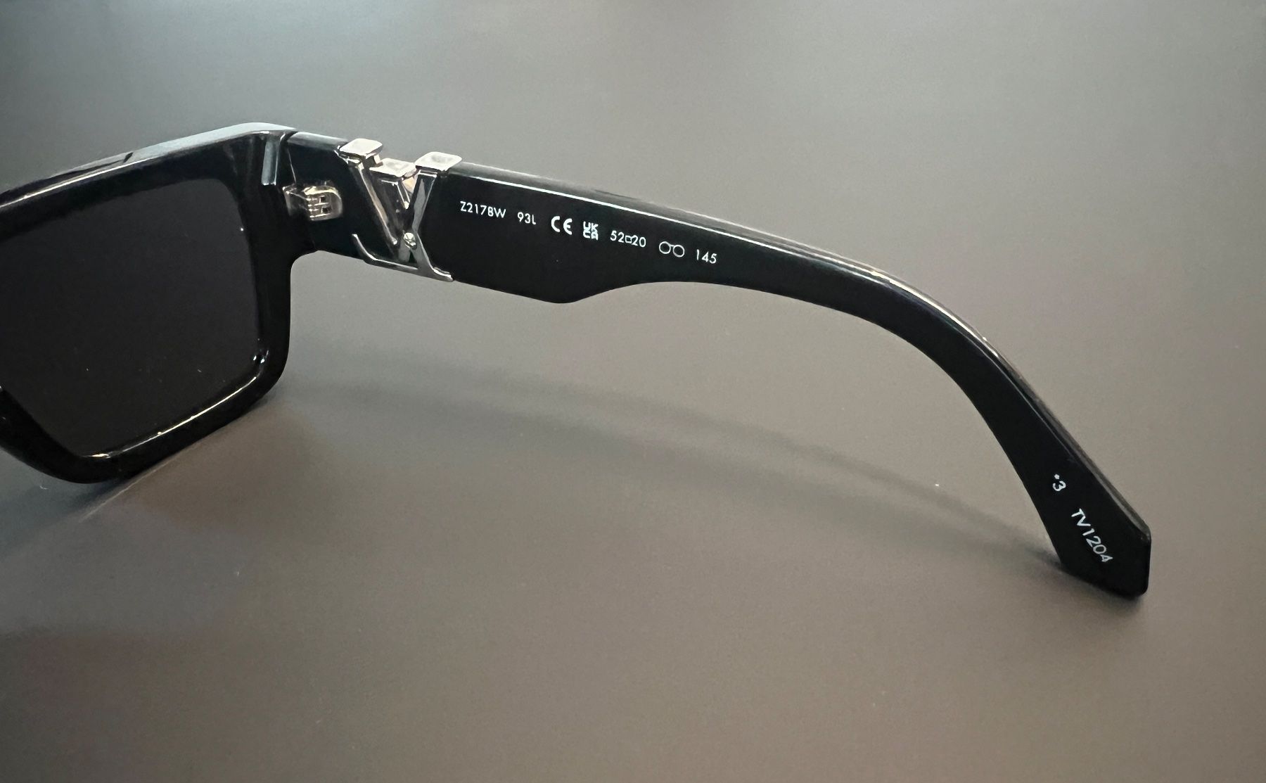 Louis Vuitton Brillen & Gläser: Louis Vuitton Sonnebrille – Gebraucht aus Wetzikon ZH von lan_rqq6 2
