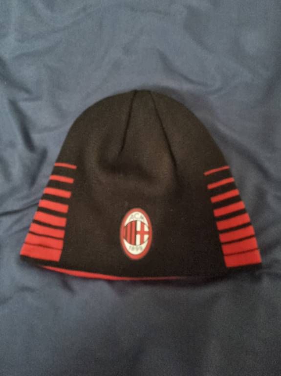 Copricapi, berretti & cappellini: Ac Milan Mütze – Usato da Bassersdorf venduto da ros_mn7q 1