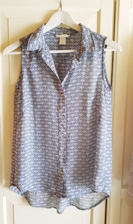 Sehr leichte Bluse H&M Gr 34-36 Lotusblumen