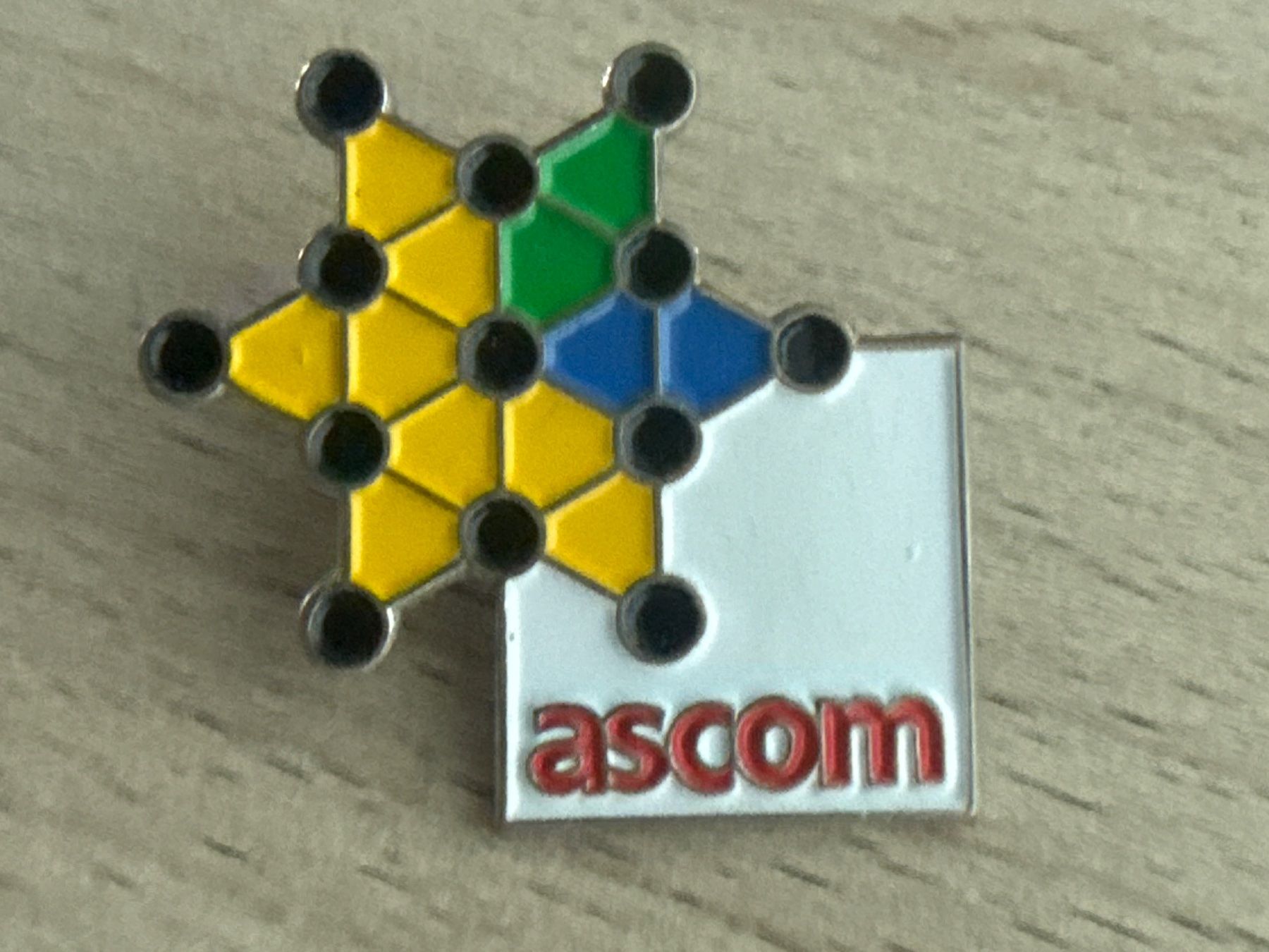 Plaketten & Abzeichen: Pin ascom – Gebraucht aus Glattbrugg von Schweigmatt