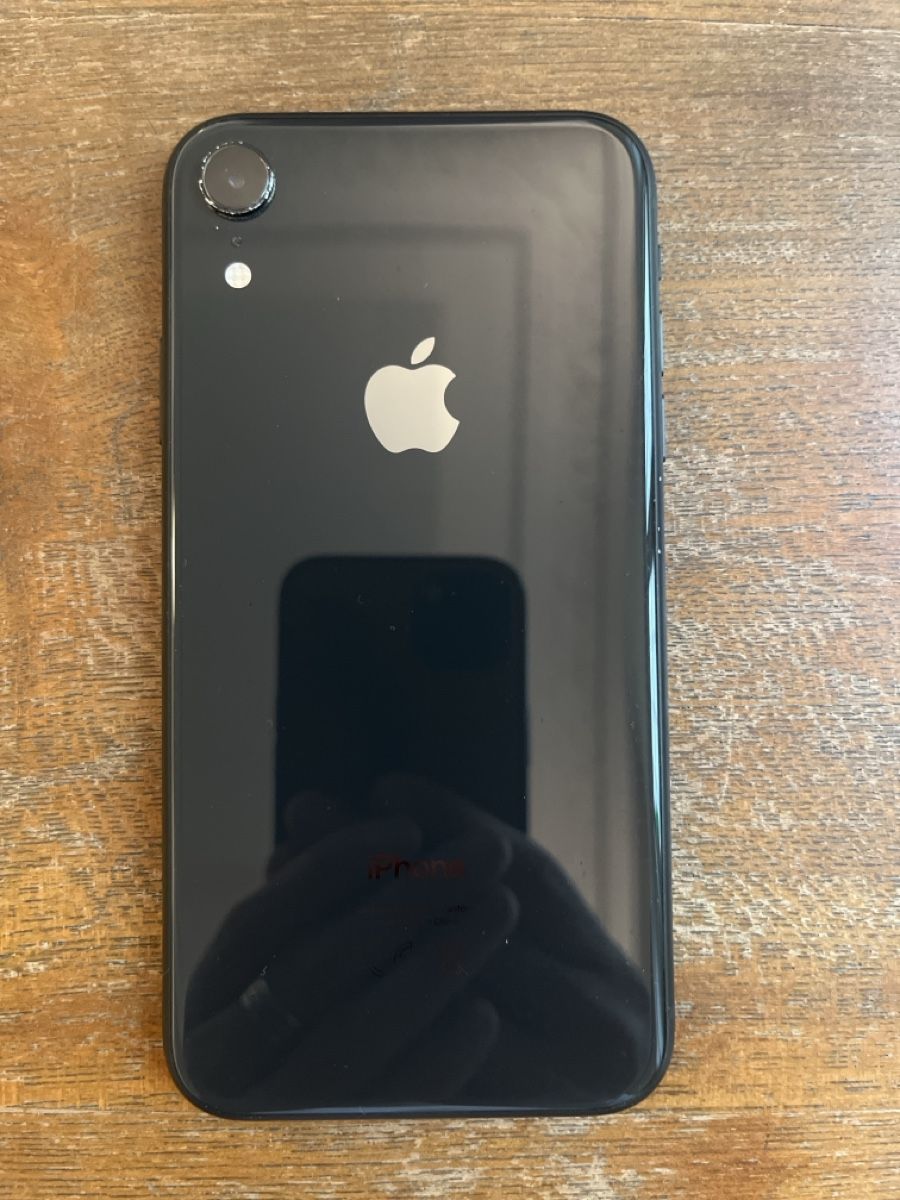 Apple Portables: iPhone XR noir 64Go – D'occasion à Porrentruy par Owen01 1