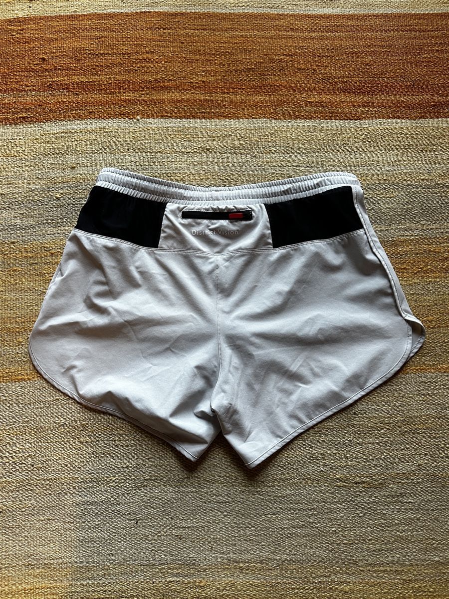Hosen: District Vision Running Short Size M – Gebraucht aus Villars-Burquin von Iliasso 2