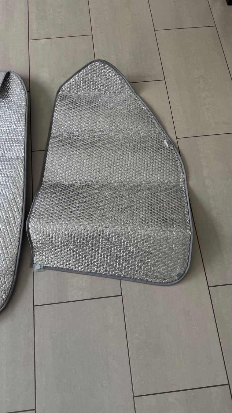 Altri accessori per camping: Hindermann - Thermo Fahrerhaus Isoliermatte – Usato da Steinmaur venduto da Buck1982 3