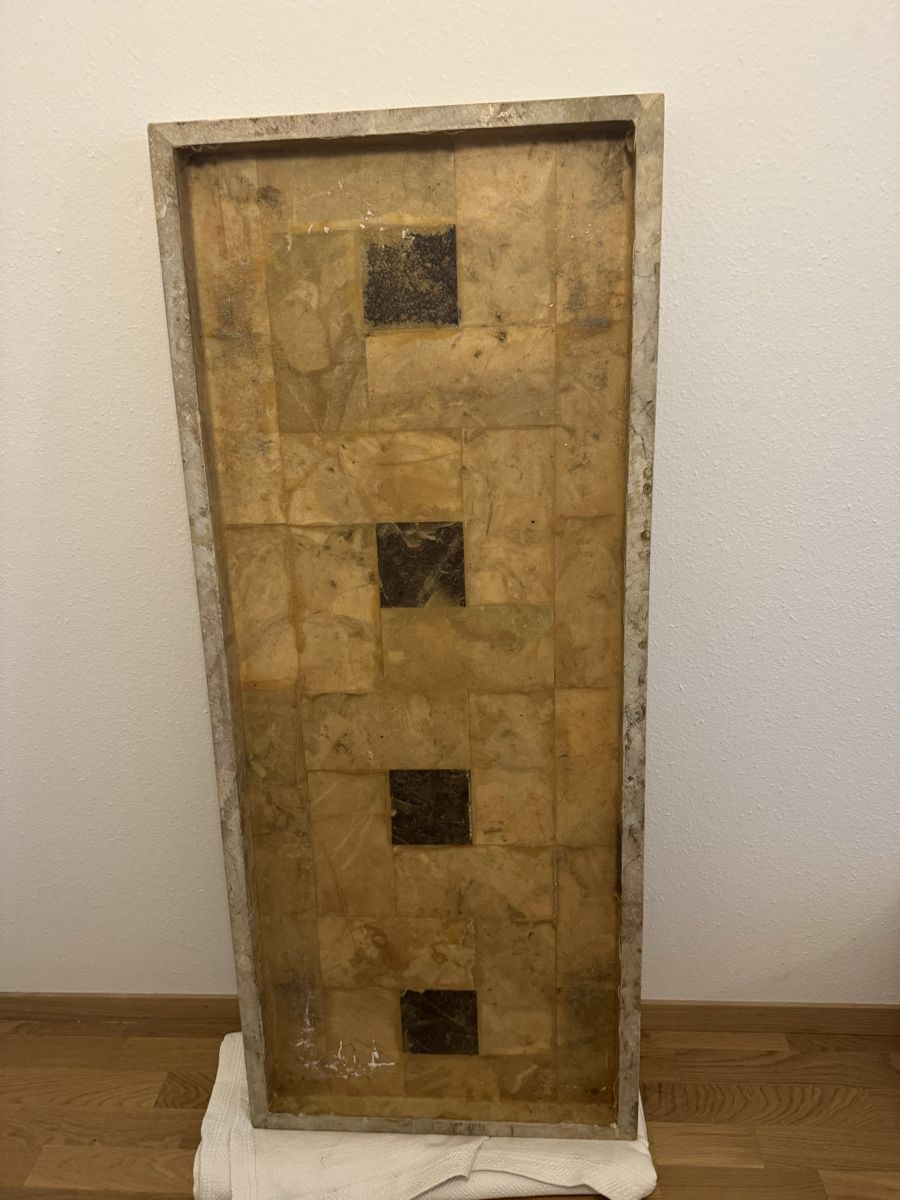 Tische: Massiver Marmor Salontisch mit schmiedeisernem Tischgestell – Gebraucht aus Bern von tetraodonnie 6