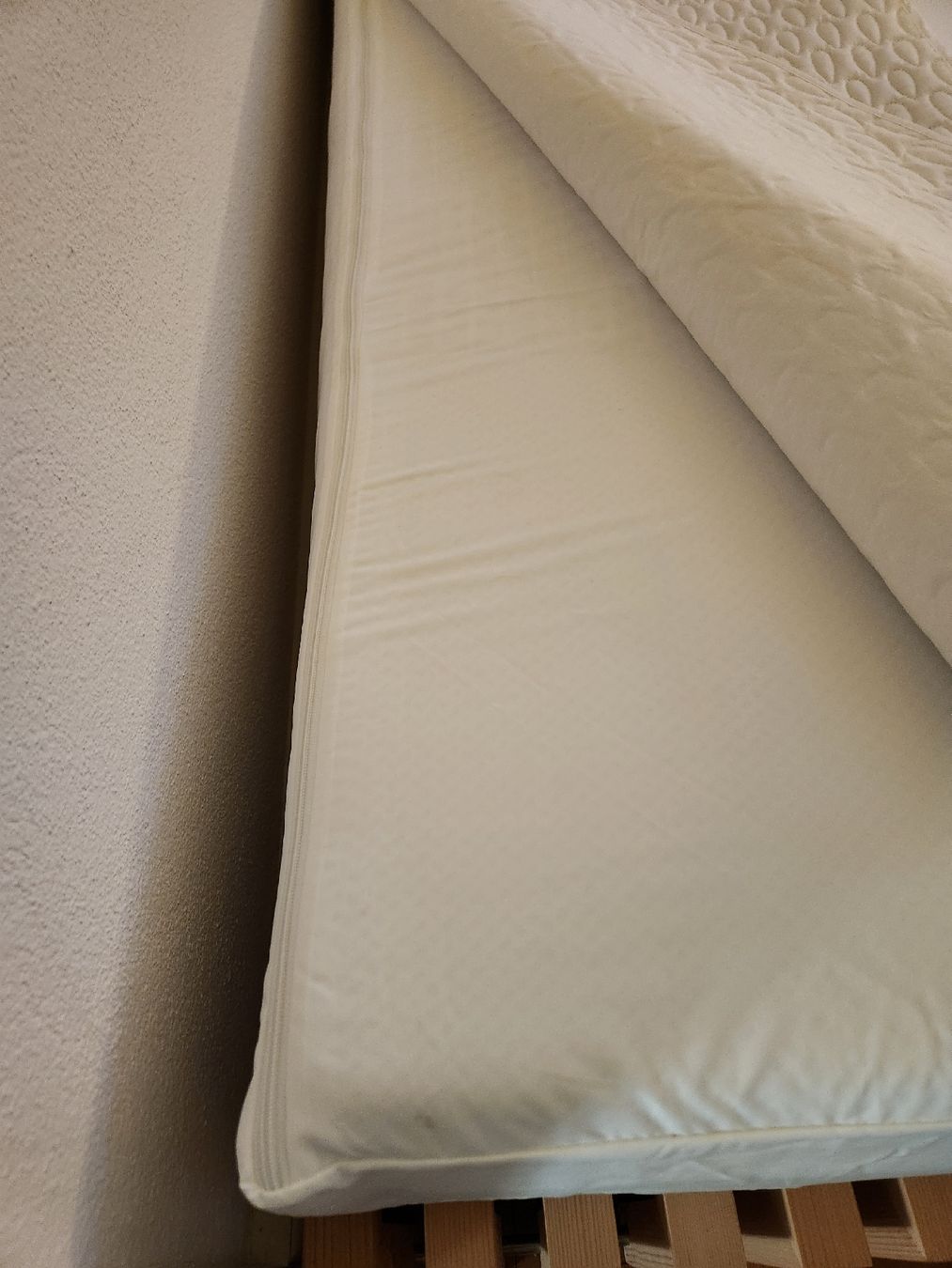 Emma Materassi: Matelas Emma en excellent état – Nuovo (secondo la descrizione) da Biel/Bienne venduto da eli_qkx6 7