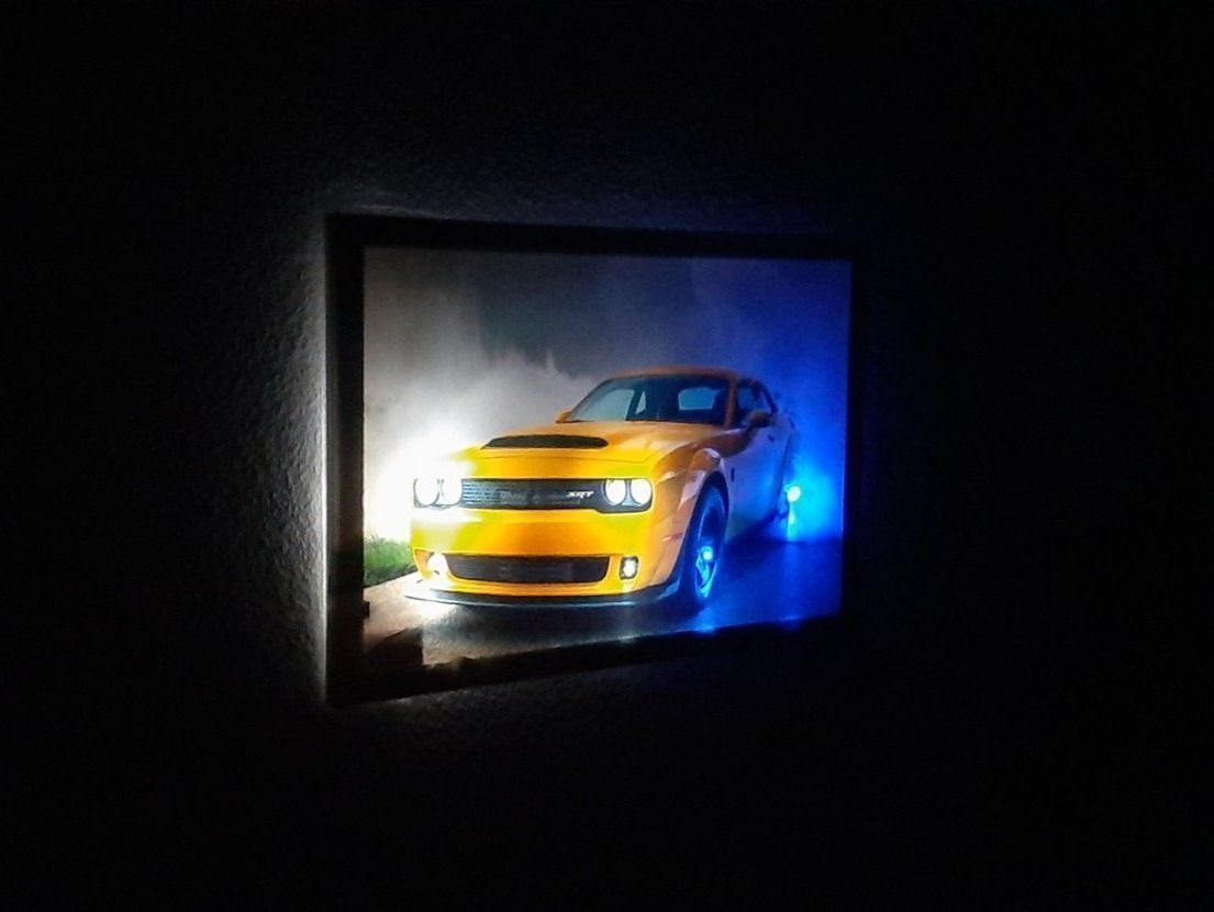 Cornici: DODGE CHALLENGER SRT HELLCAT LED Kunstbild – Nuovo e nell'imballaggio originale da Kilchberg ZH venduto da ruedi34 4