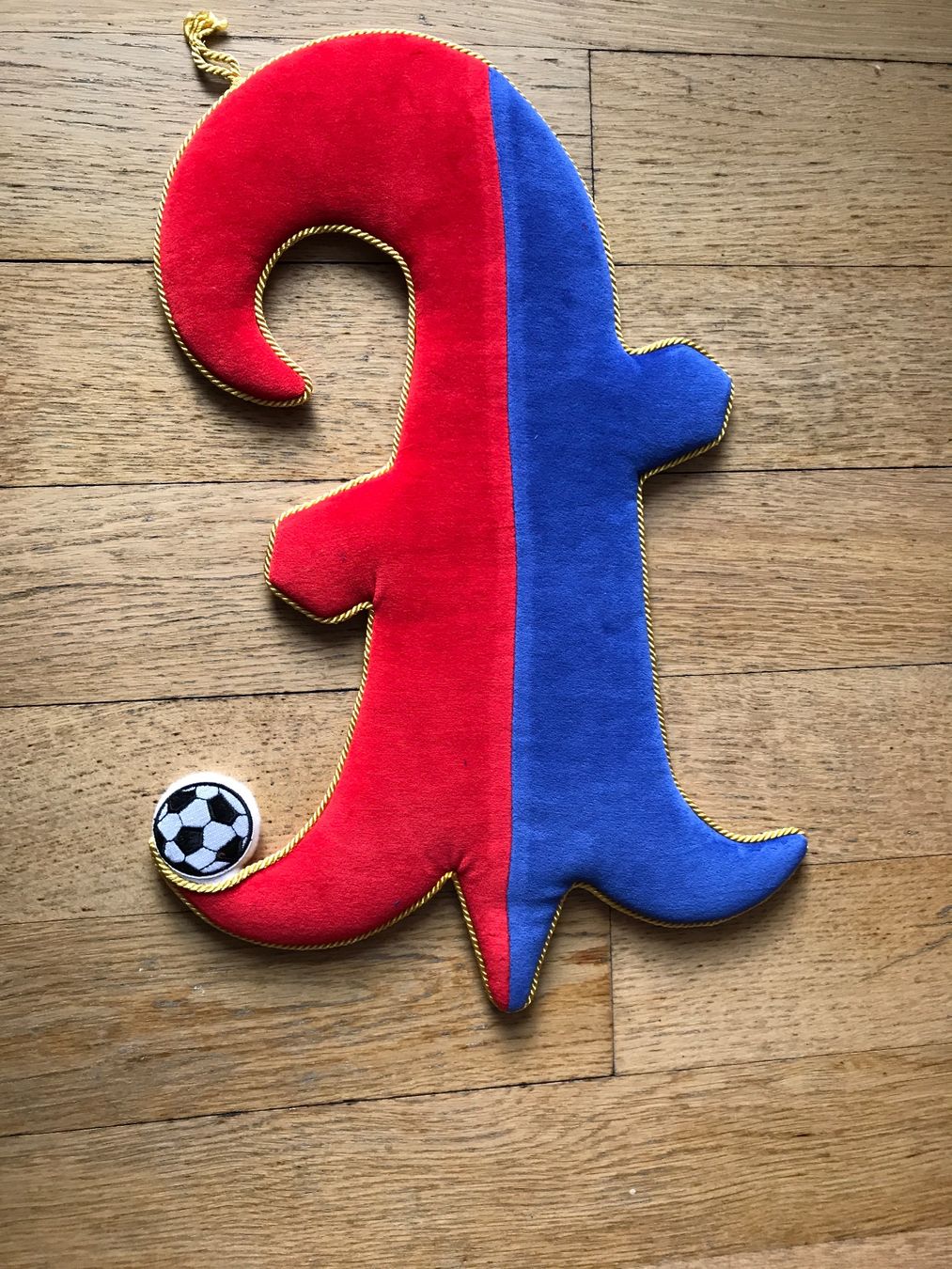 Tutte le decorazioni: Baselstab in FCB Farben – Nuovo (secondo la descrizione) da Basel venduto da Relaphe 2