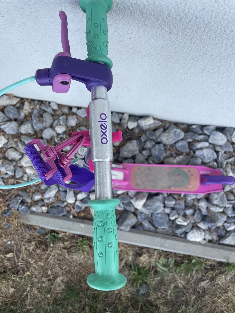 Veicoli per bambini: Tretroller Oxelo Kinder lila/pink gebraucht – Usato da Affoltern am Albis venduto da ned_6rcf 1