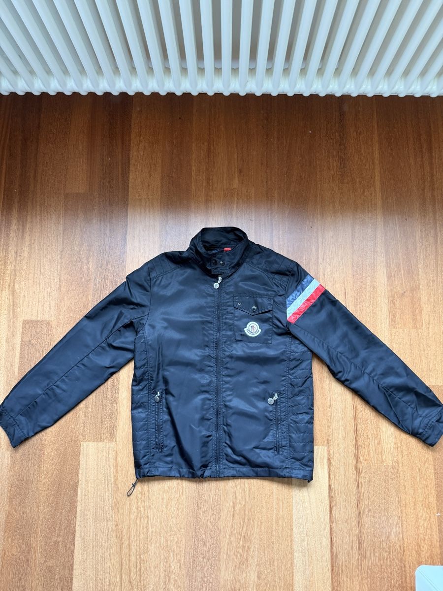 Moncler Giacche: Moncler Windjacke – Nuovo (secondo la descrizione) da Forch venduto da Speedyrun