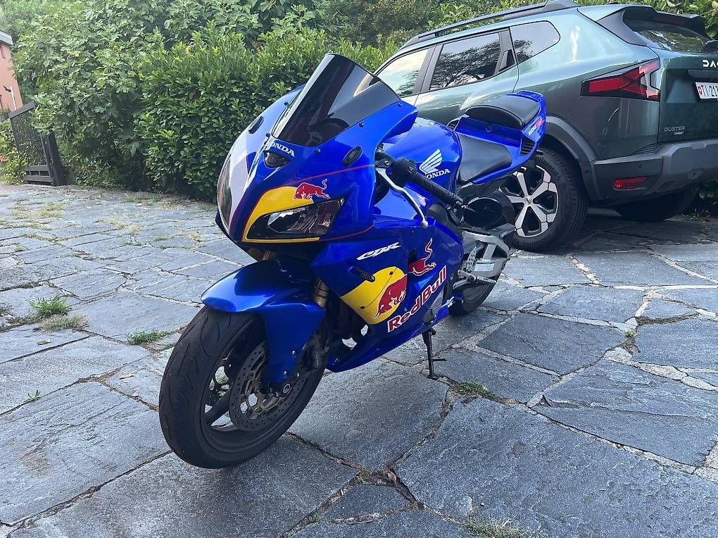 Honda Strada: Honda CBR 600 RR | PC37 - 2005 – Usato da Bioggio venduto da dav_j5y5 3