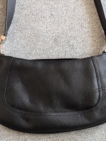Aigner Handtasche Leder schwarz Schultertasche