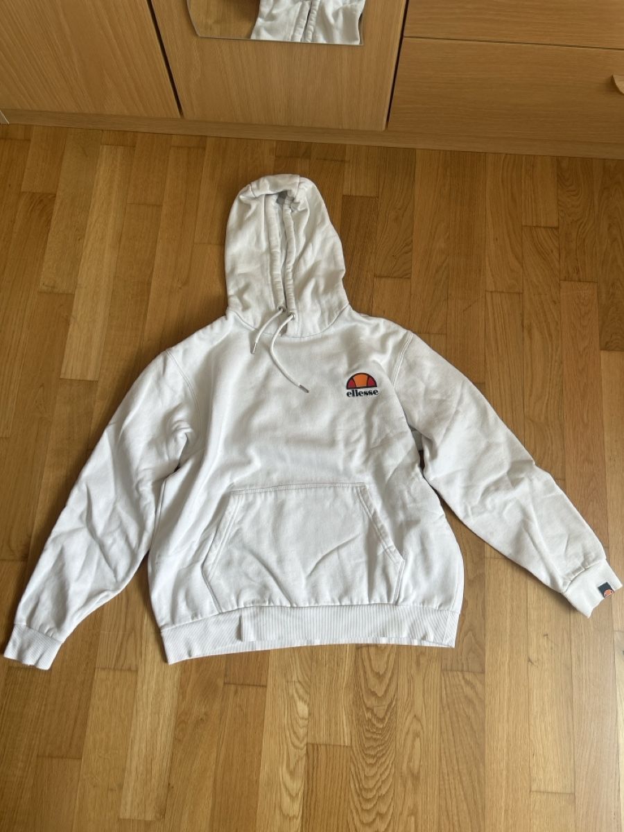 Ellesse Pulls & Sweat-shirts: Pullover Ellesse – D'occasion à Alterswil FR par kat_cfw8 1