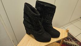 Tronchetto nero nuovo n.37 (con strass)