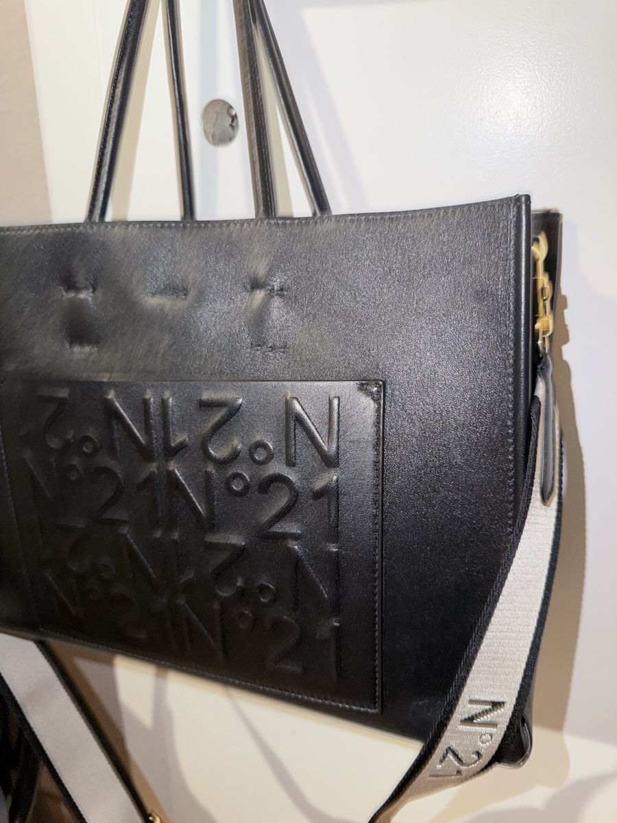Borse da donna: N°21 Handtasche schwarz Leder  – Usato da Münchenstein venduto da By.gabriela.v