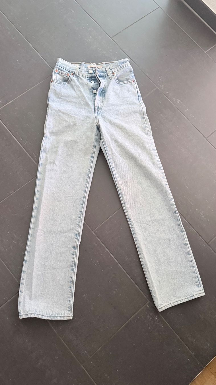 Levi's Jeans: Levi's Jeans Damen Ribcage Straight 23 hellblau – Neuf (Voir description) à Zürich par nives97 3
