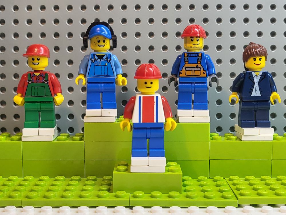 5 Lego-Minifiguren, Original oder viel Eigenkreation | Kaufen auf Ricardo