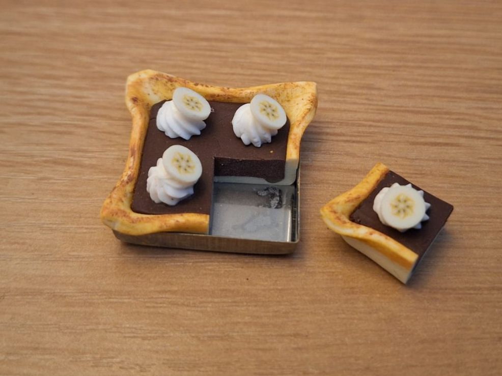 Case e mobili per bambole: Handmade Schoko Bananen Pie – Nuovo (secondo la descrizione) da Zürich venduto da HandmadeTinyFood 6