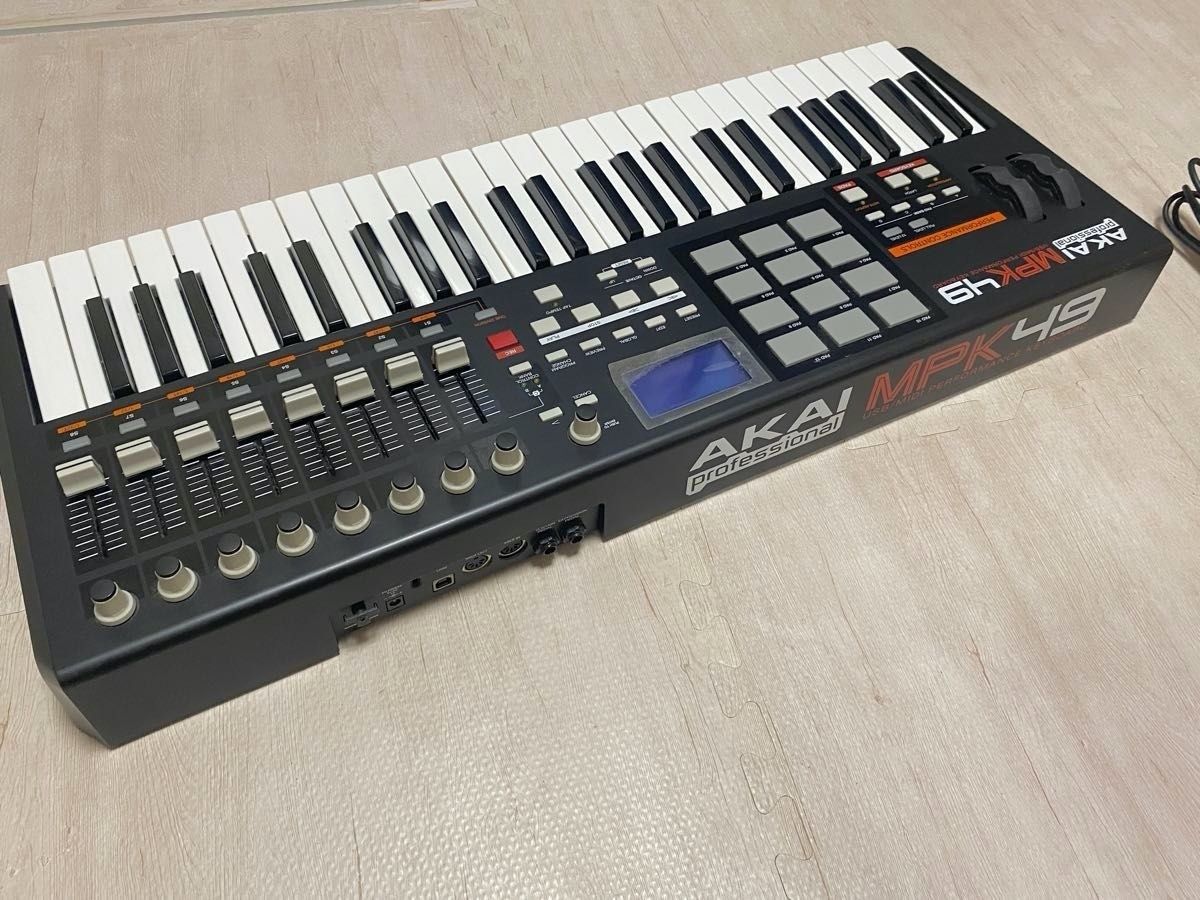 Akai Musikinstrumente: Akai Professional MPK.49 MIDI Keyboard Controller – Gebraucht aus Schlieren von Karr 1