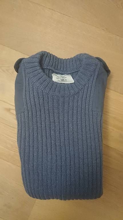 Maglioni & Felpe: Original Britischer Kommando Pullover Gr. L blau-grau – Usato da Oberwil BL venduto da Taeh 1