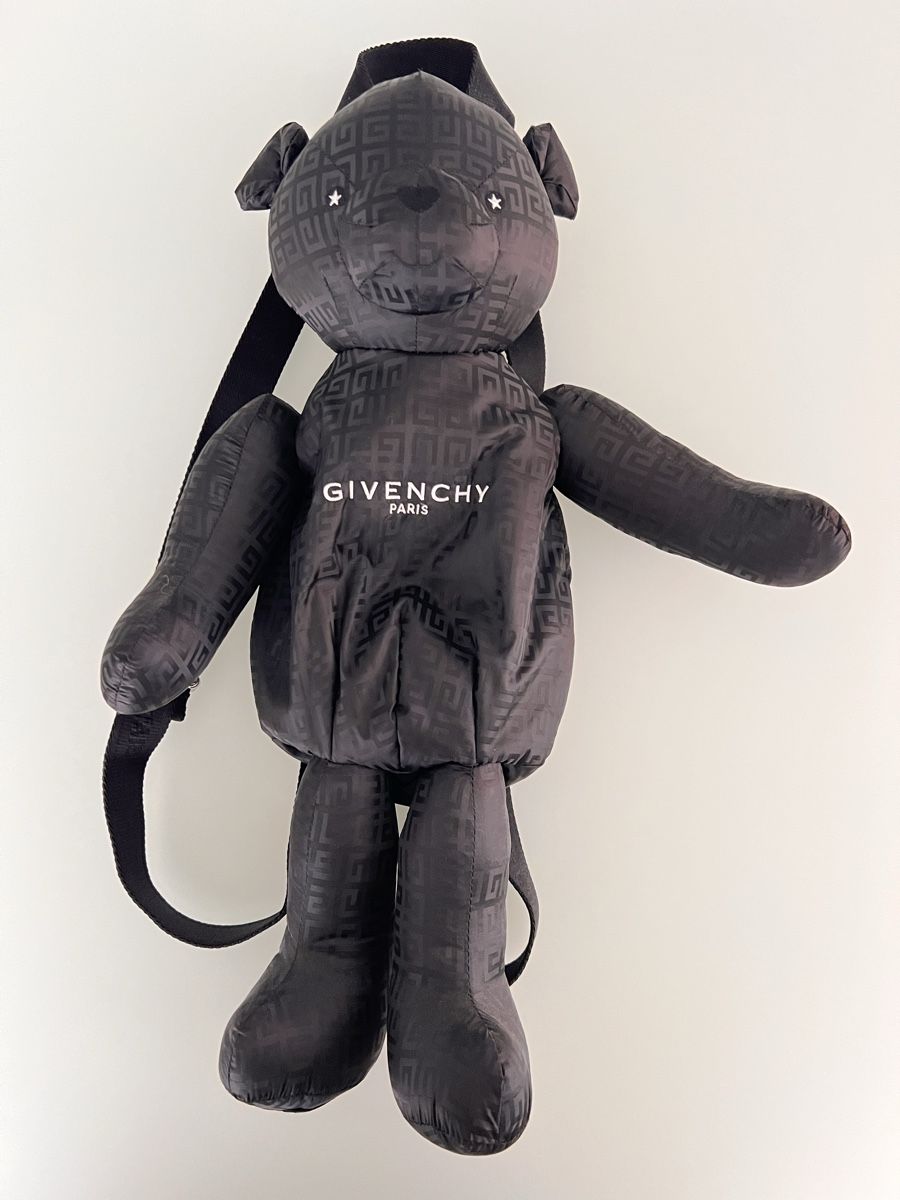 Givenchy Zaini: Givenchy Bär Rucksack-Schwarz-Neuwertig – Usato da Jona venduto da Ancci