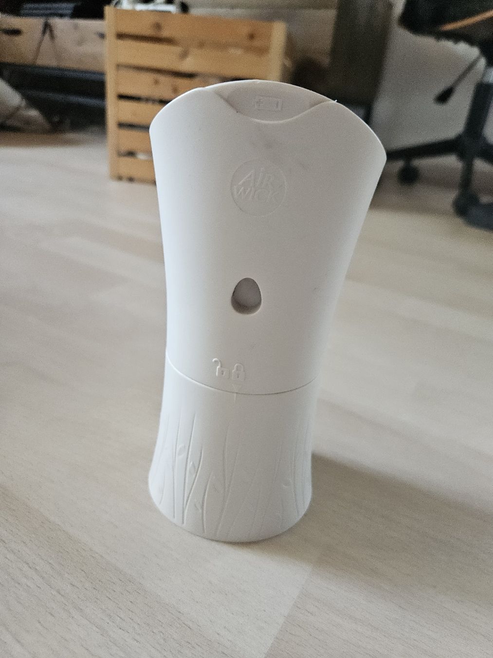 Duftöldiffusoren: Air Wick Lufterfrischer weiss gebraucht – Gebraucht aus Koppigen von car_pw92