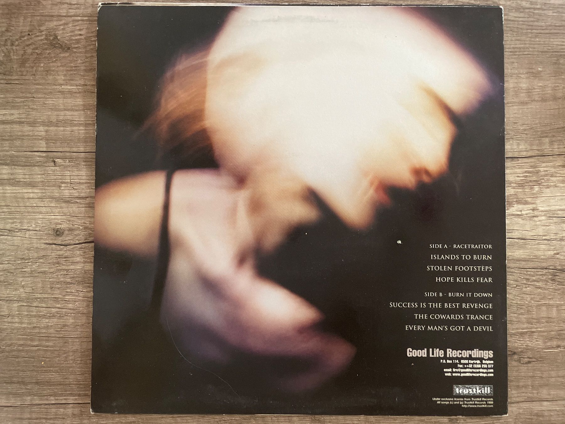 Vinyles: S826 Racetraitor/Burn it Down – D'occasion à Frutigen par Philippe_jsp 1