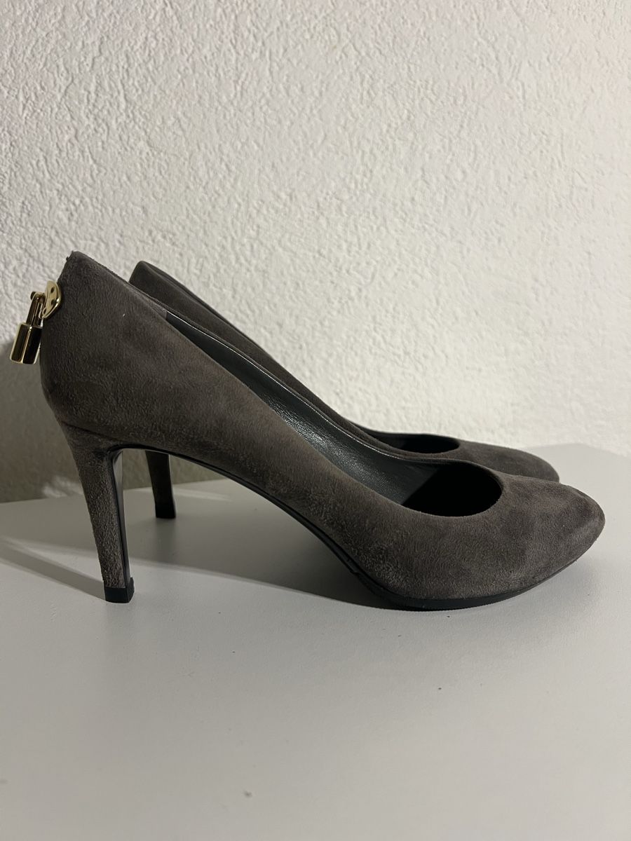Louis Vuitton Scarpe da donna: Escarpins à talons hauts Louis Vuitton, taille 37,5 – Usato da St-Pierre-Clages venduto da ste_xk6p 4