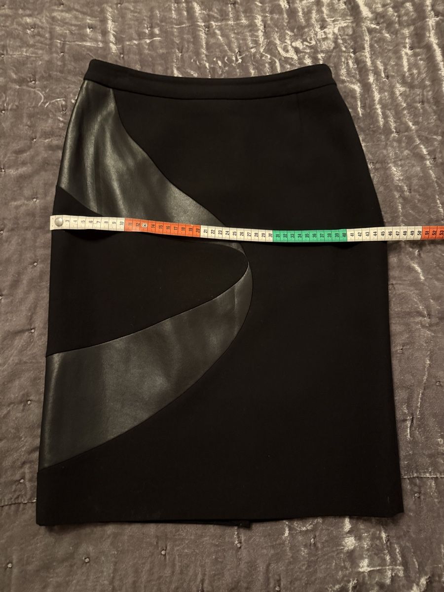 Hugo Boss Gonne: Damen Rock schwarz – Usato da Sarnen venduto da Sla_ta 7