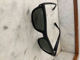 Ray-Ban RB4428 Sunglasses Good Condition
